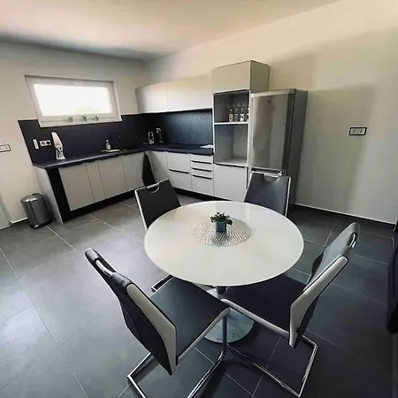 Apartament U Trati Mikulov